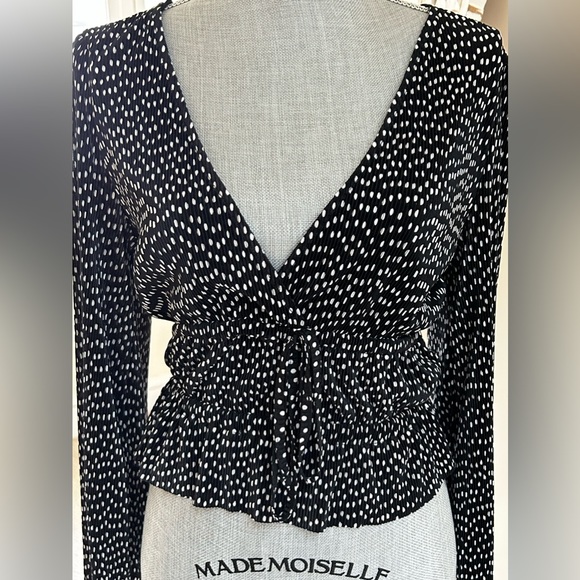 Zara 100% Polyester Top - Picture 2 of 4